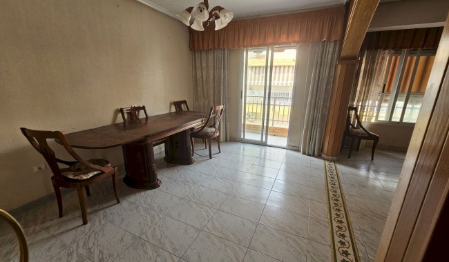 Resale - Apartment - Guardamar