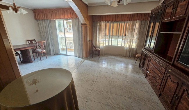 Resale - Apartment - Guardamar