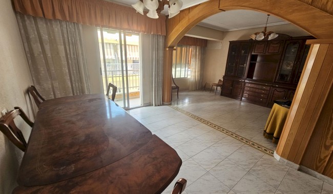 Resale - Apartment - Guardamar