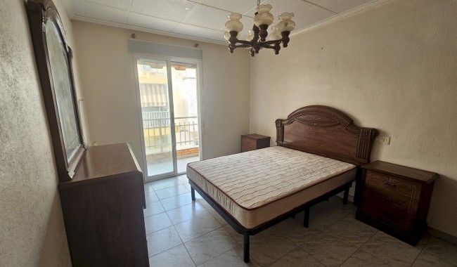 Resale - Apartment - Guardamar