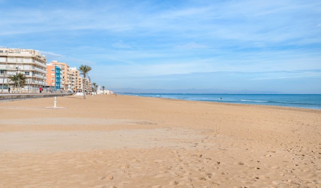 Resale - Villa - Guardamar - Guardamar Playa