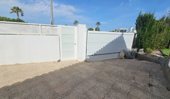 Resale - Villa - San Fulgencio - El Oasis