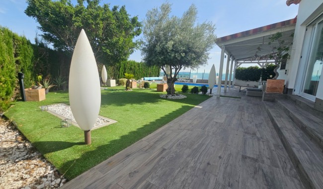 Resale - Villa - San Fulgencio - El Oasis