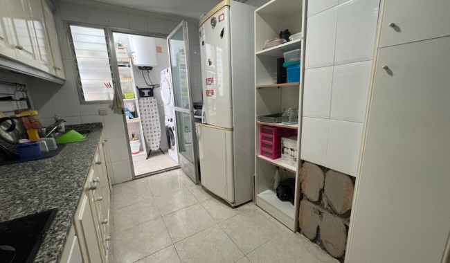 Resale - Apartment - Guardamar - Avenida los pinos