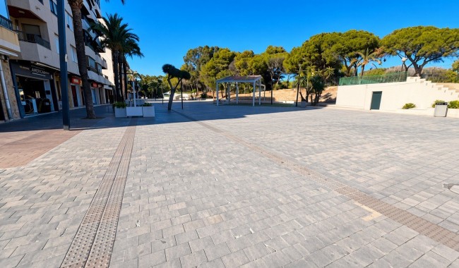 Resale - Apartment - Guardamar - Avenida los pinos