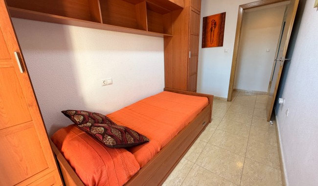 Resale - Apartment - Guardamar - SUP 7