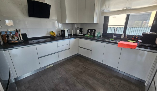 Resale - Semi-detached - Torrevieja - Los Frutales