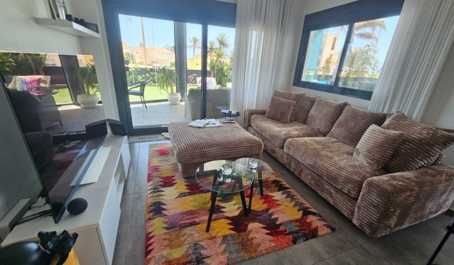 Resale - Semi-detached - Torrevieja - Los Frutales