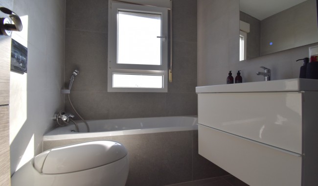 Resale - Apartment - Orihuela Costa - Las Filipinas