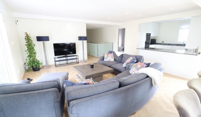 Resale - Villa - Torrevieja - Los Balcones