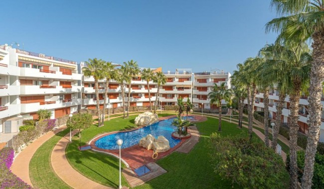 Resale - Apartment - Orihuela Costa - Punta Prima