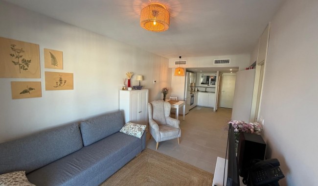 Resale - Apartment - Orihuela Costa - Punta Prima
