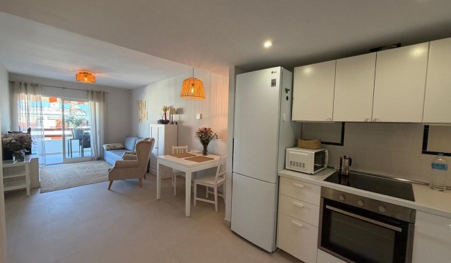 Resale - Apartment - Orihuela Costa - Punta Prima