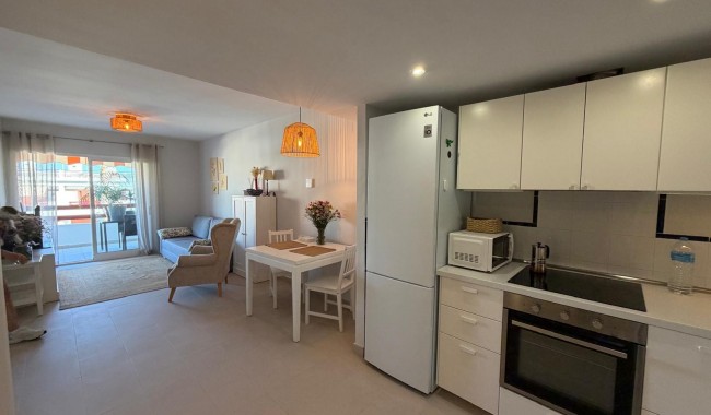 Resale - Apartment - Orihuela Costa - Punta Prima
