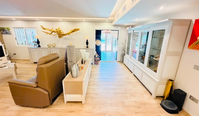 Begagnad - Villa - Daya Vieja