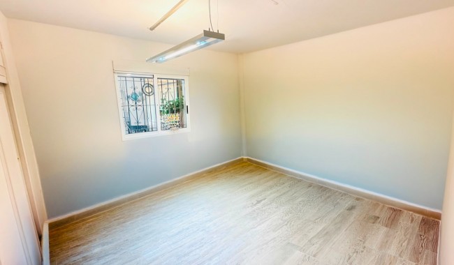 Begagnad - Villa - Daya Vieja