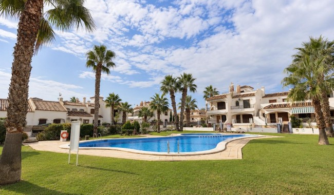 Resale - Apartment - Orihuela Costa - PAU 8