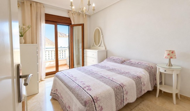 Resale - Apartment - Orihuela Costa - PAU 8