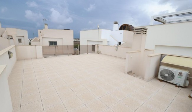 Resale - Villa - Orihuela Costa - Villamartín