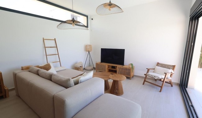 Resale - Villa - Algorfa - Comunidad Valenciana