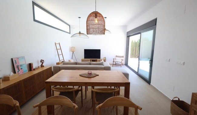 Resale - Villa - Algorfa - Comunidad Valenciana