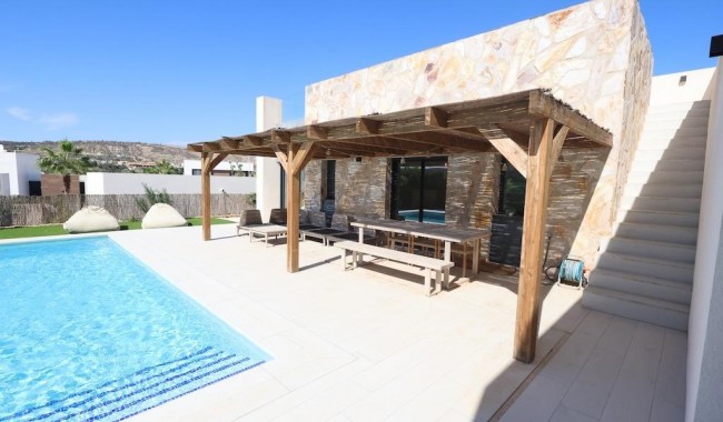 Resale - Villa - Algorfa - Comunidad Valenciana