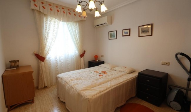 Resale - Villa - Orihuela Costa - Villamartín-Las Filipinas