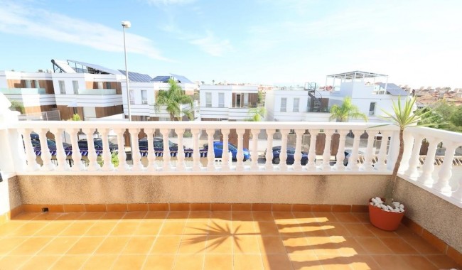 Resale - Villa - Orihuela Costa - Villamartín-Las Filipinas