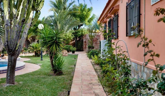 Brukt - Villa - Torrevieja - Torreta florida