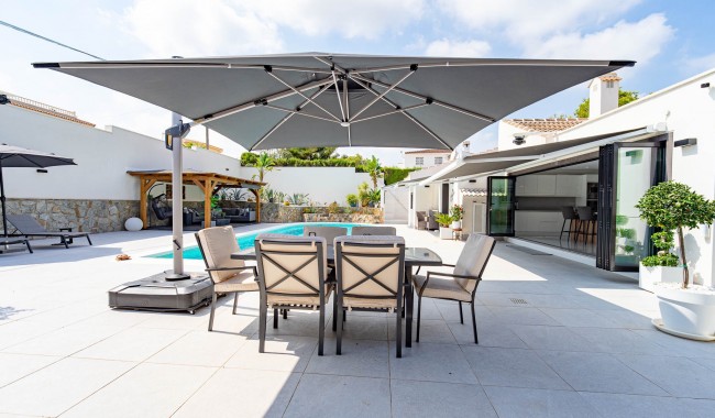 Brukt - Villa - Orihuela Costa - Villamartin