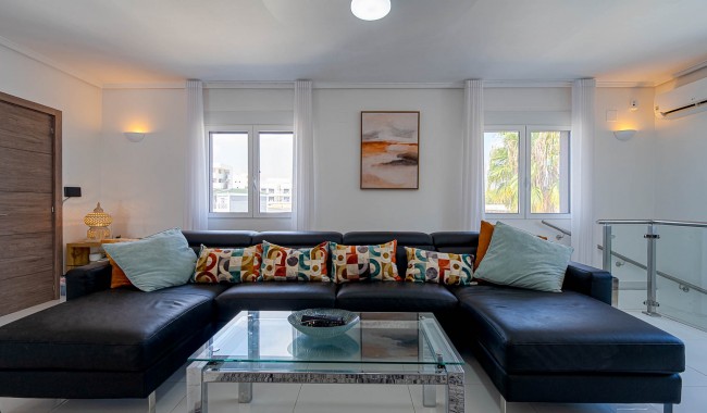 Brukt - Villa - Orihuela Costa - Villamartin