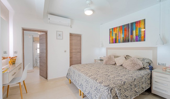 Brukt - Villa - Orihuela Costa - Villamartin
