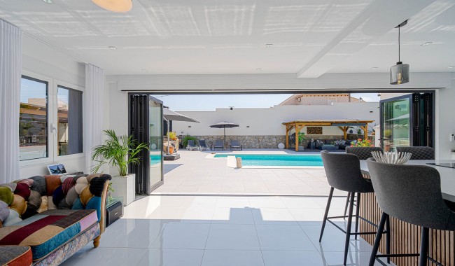 Brukt - Villa - Orihuela Costa - Villamartin