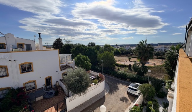 Brukt - Rekkehus - Orihuela - Entre Naranjos Vistabella
