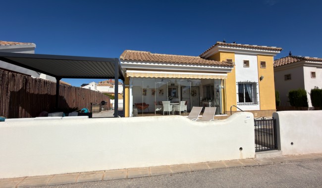 Brukt - Villa - Los Montesinos - Urbanizacion montesol