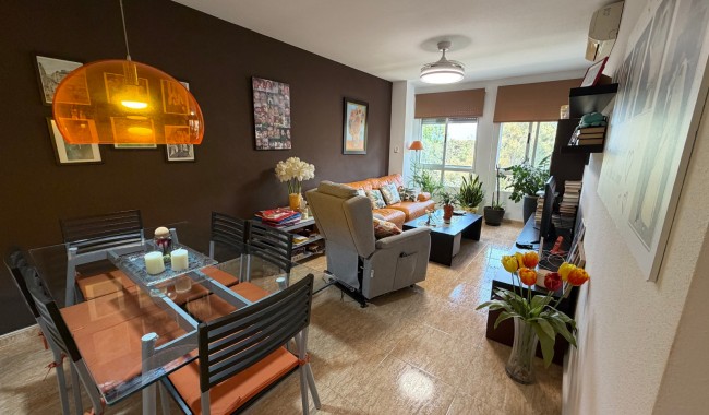 Resale - Apartment - Pilar de La Horadada - Pilar de la Horadada
