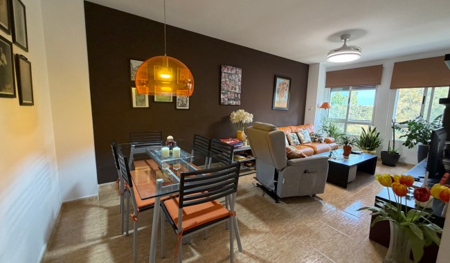 Resale - Apartment - Pilar de La Horadada - Pilar de la Horadada