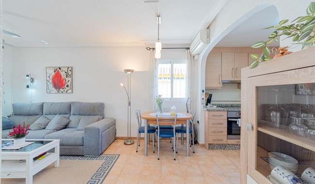 Sprzedaż - Apartament - Guardamar - El Edén - Los Estaños