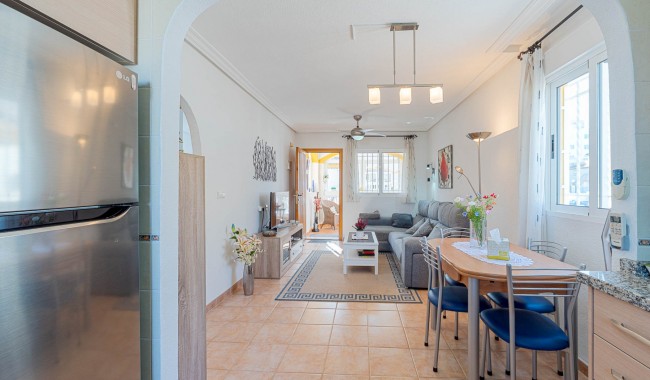 Sprzedaż - Apartament - Guardamar - El Edén - Los Estaños