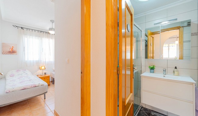 Sprzedaż - Apartament - Guardamar - El Edén - Los Estaños