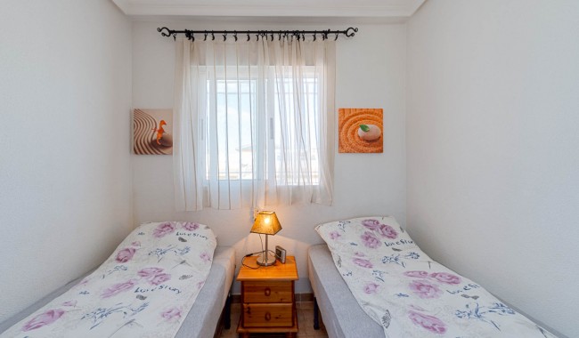 Sprzedaż - Apartament - Guardamar - El Edén - Los Estaños