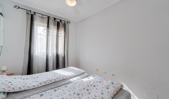 Sprzedaż - Apartament - Guardamar - El Edén - Los Estaños
