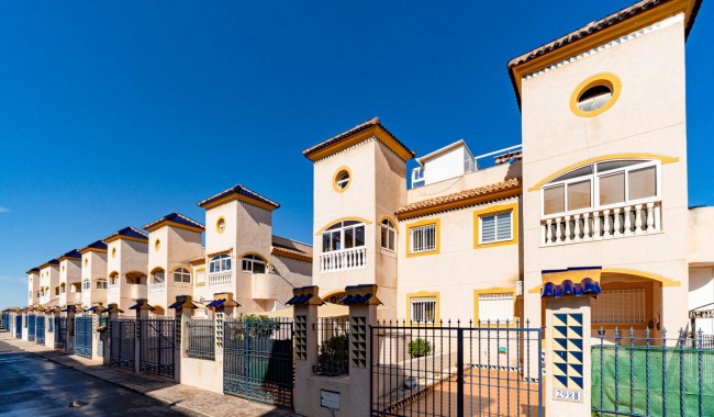 Sprzedaż - Apartament - Guardamar - El Edén - Los Estaños