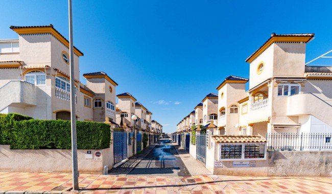 Sprzedaż - Apartament - Guardamar - El Edén - Los Estaños