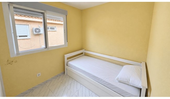 Segunda mano - Apartamento - Los Alcázares