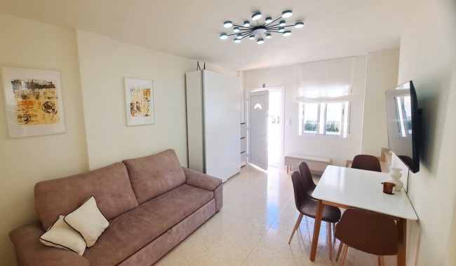 Sprzedaż - Kamienica - Villamartín - Las Filipinas