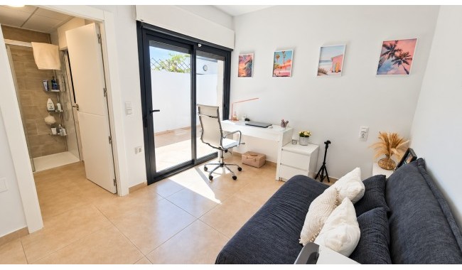 Resale - Villa - Orihuela Costa - Villamartín