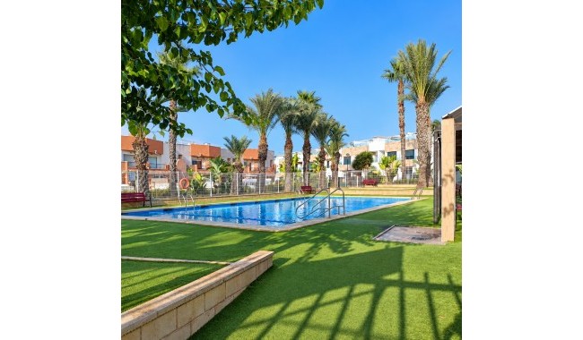 Resale - Villa - Orihuela Costa - Villamartín