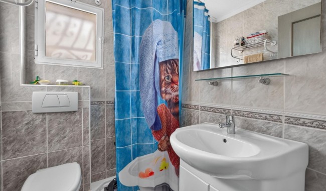 Resale - Villa - Los Altos