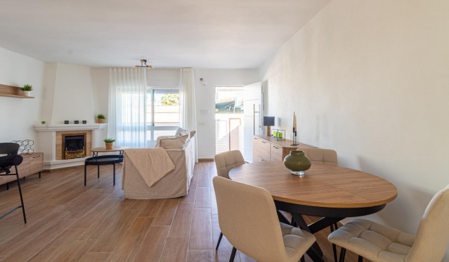 Resale - Townhouse - Torrevieja - Los Frutales